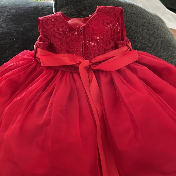 I bought it for my daughter for a 15 but I never got to put it on her - Picture 2 of 3